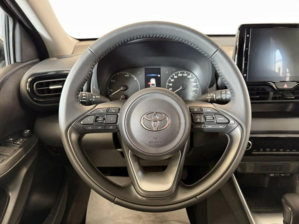 Toyota Yaris Cross nuova a Monza e Brianza (7)
