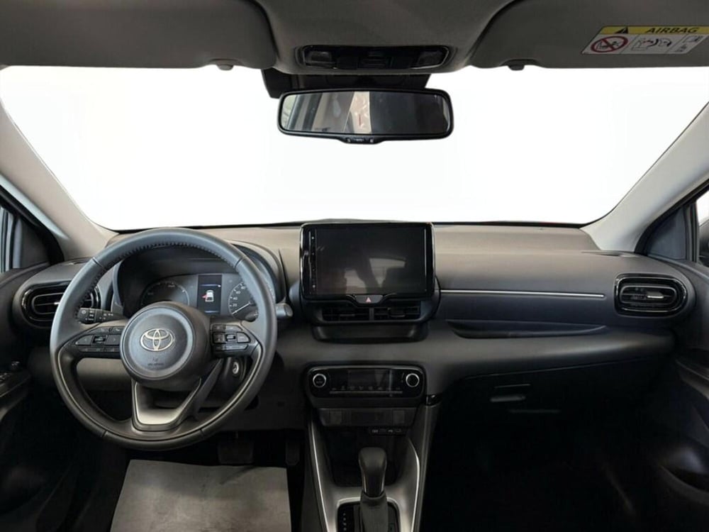 Toyota Yaris Cross nuova a Monza e Brianza (8)