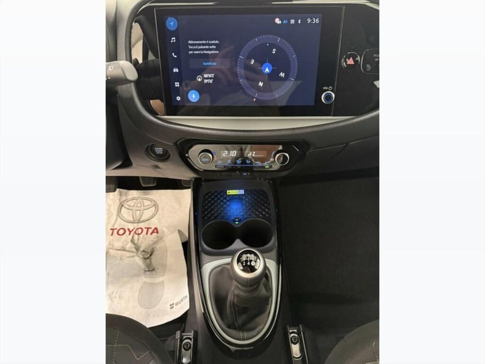 Toyota Aygo X nuova a Monza e Brianza (12)