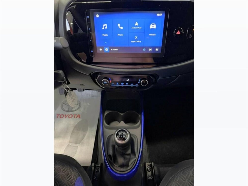 Toyota Aygo X nuova a Monza e Brianza (12)