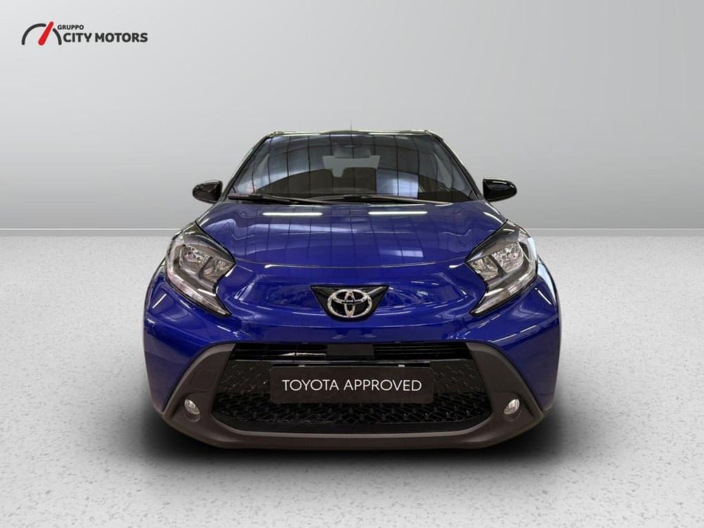 Toyota Aygo X nuova a Monza e Brianza (2)