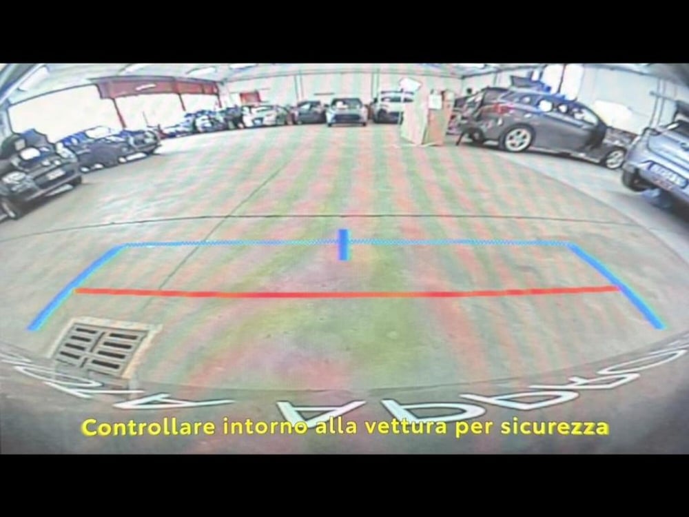 Toyota Aygo X nuova a Monza e Brianza (13)