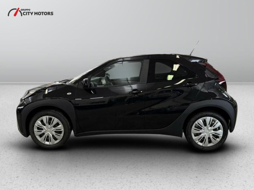 Toyota Aygo X nuova a Monza e Brianza (3)
