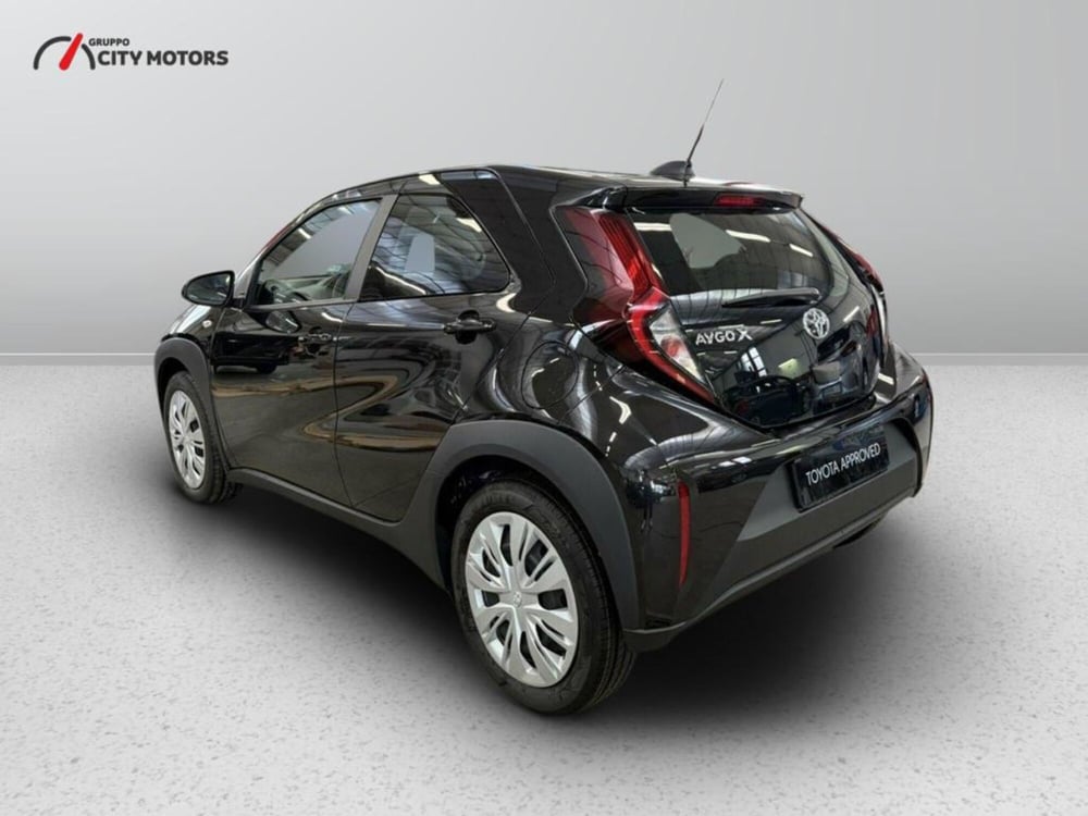 Toyota Aygo X nuova a Monza e Brianza (4)
