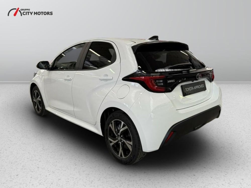 Toyota Yaris Cross nuova a Monza e Brianza (4)