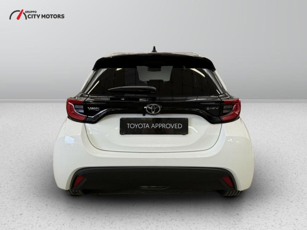 Toyota Yaris Cross nuova a Monza e Brianza (5)
