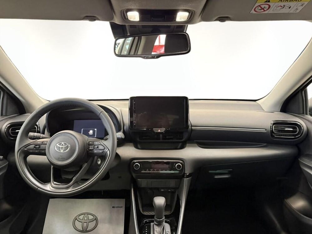 Toyota Yaris Cross nuova a Monza e Brianza (8)
