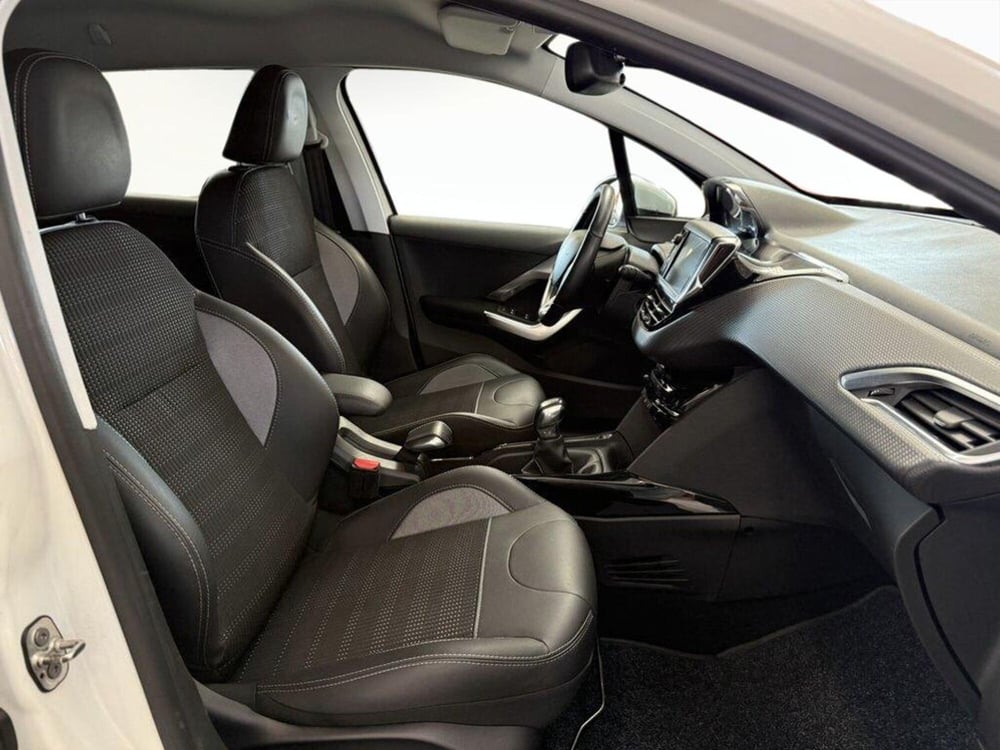 Peugeot 2008 usata a Monza e Brianza (9)