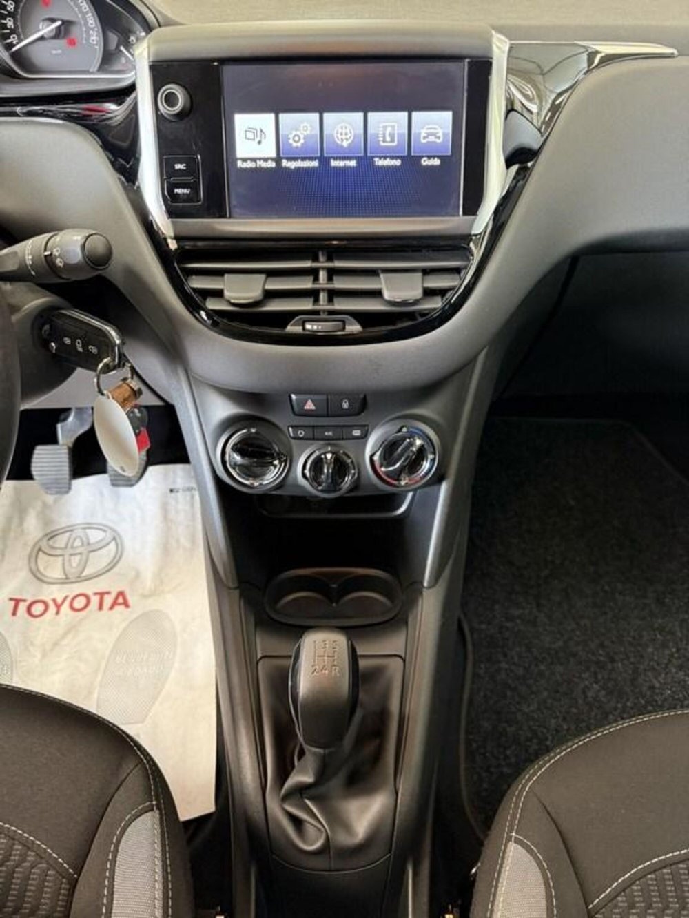 Peugeot 208 usata a Monza e Brianza (12)