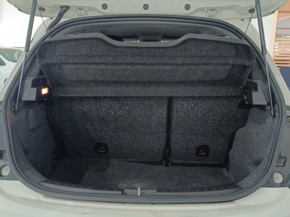 Lancia Ypsilon usata a Catania (12)