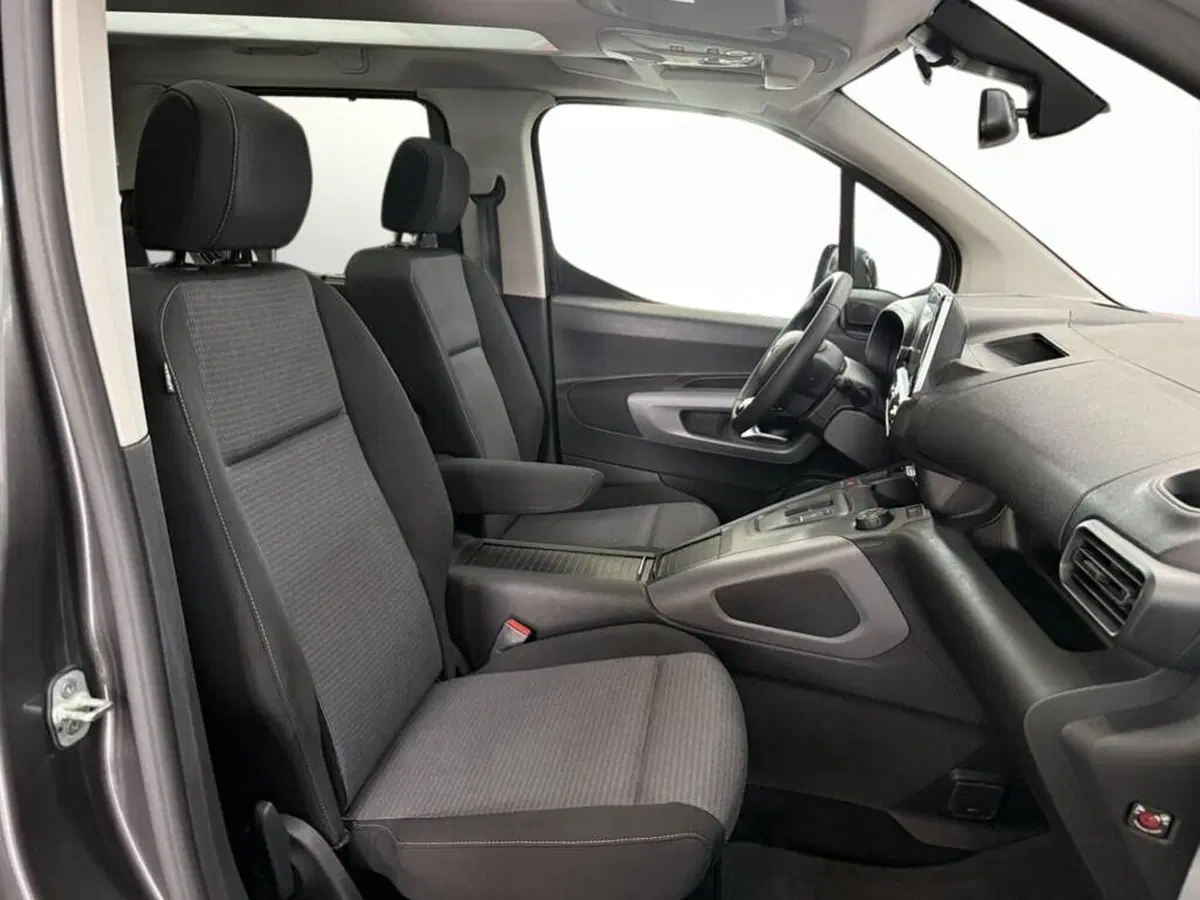 Toyota Proace City Verso nuova a Monza e Brianza (9)