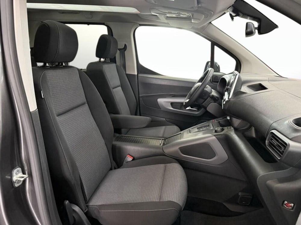 Toyota Proace City Verso nuova a Monza e Brianza (9)