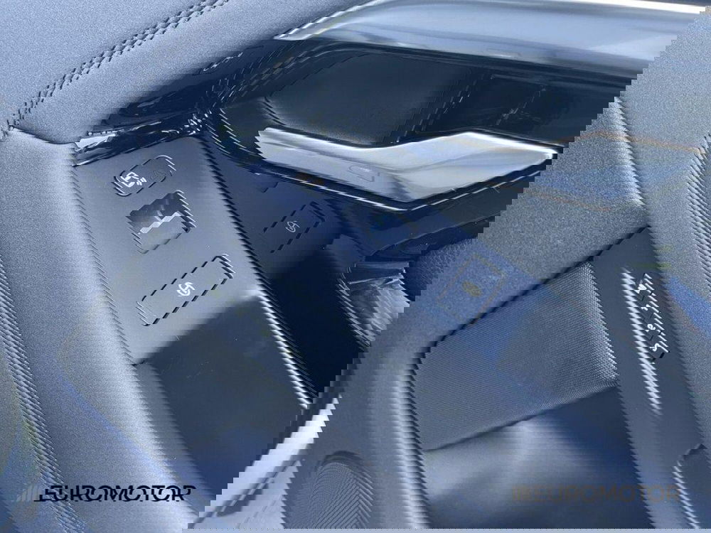 Land Rover Range Rover Evoque usata a Bari (15)