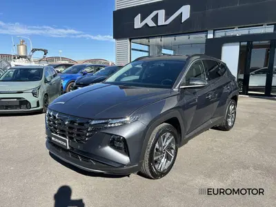 Hyundai Tucson 1.6 crdi Xline 2wd del 2022 usata a Modugno