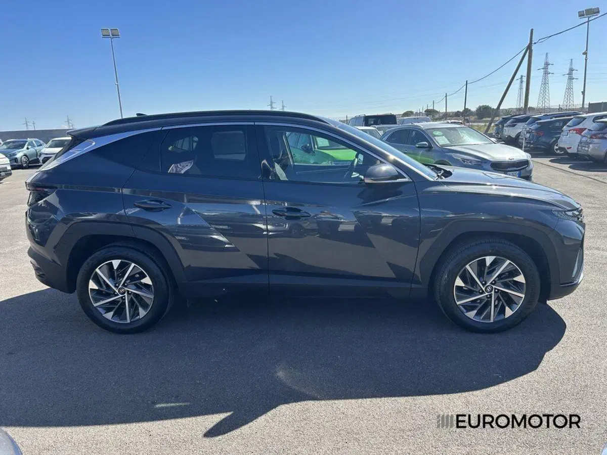 Hyundai Tucson usata a Bari (4)