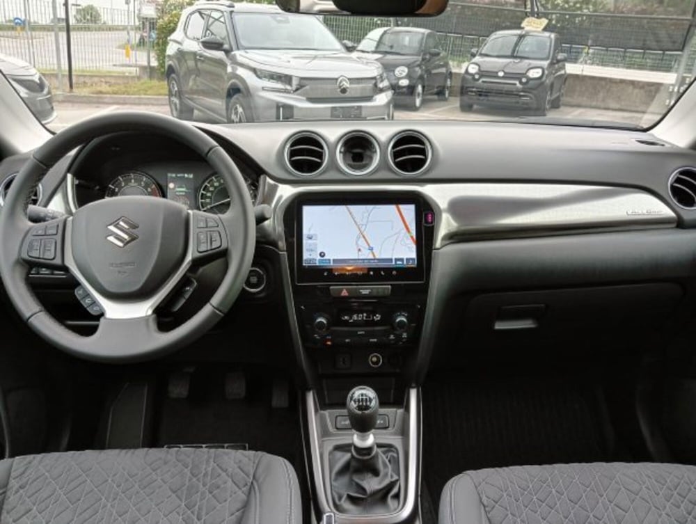 Suzuki Vitara nuova a Brescia (11)