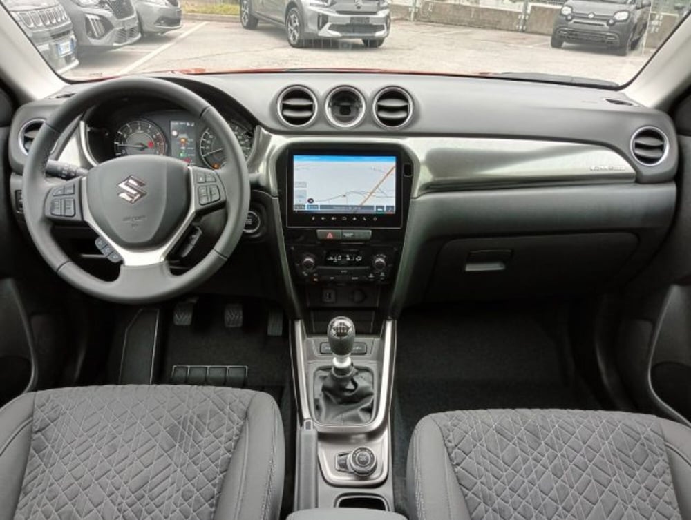 Suzuki Vitara nuova a Brescia (11)