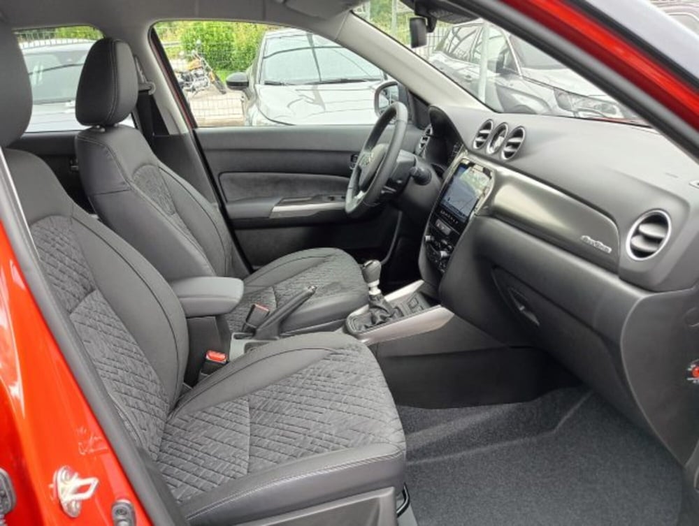 Suzuki Vitara nuova a Brescia (17)