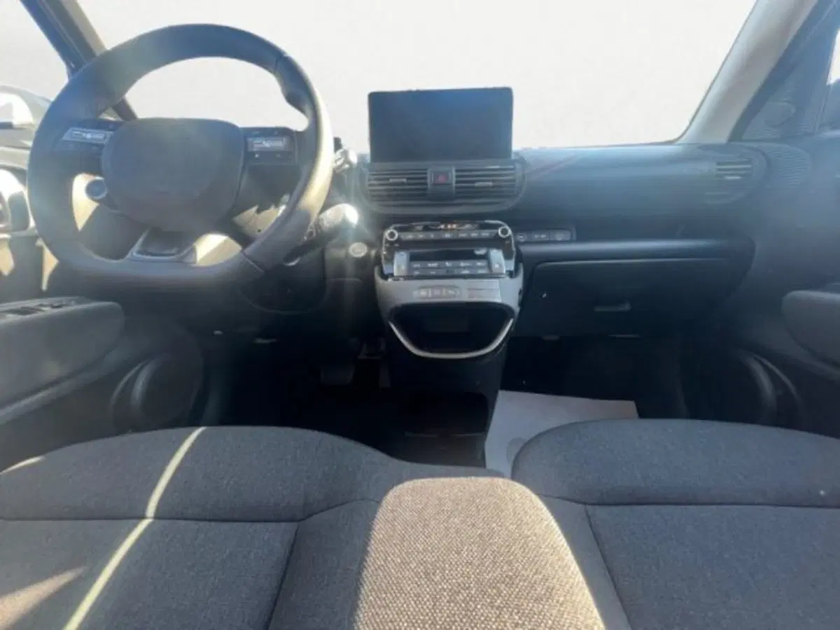 Hyundai Inster nuova a Treviso (9)
