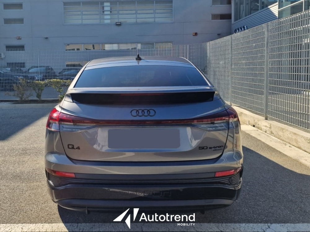 Audi Q4 Sportback usata a Bari (3)