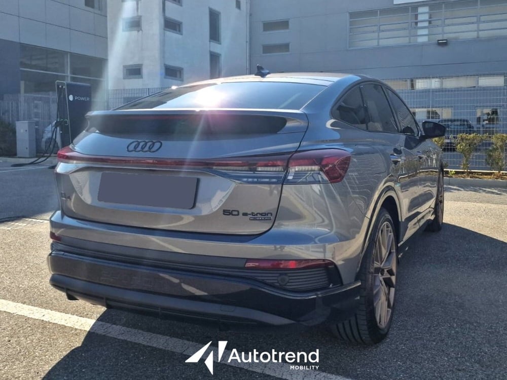 Audi Q4 Sportback usata a Bari (4)