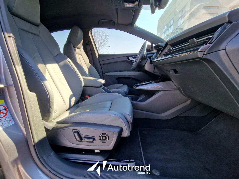Audi Q4 Sportback usata a Bari (8)