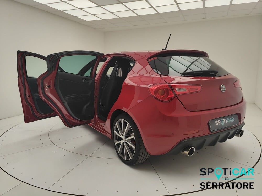 Alfa Romeo Giulietta usata a Como (7)