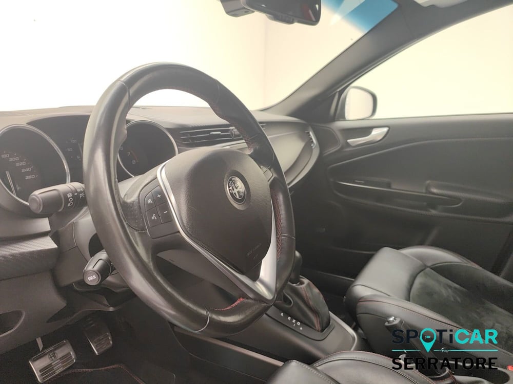 Alfa Romeo Giulietta usata a Como (8)