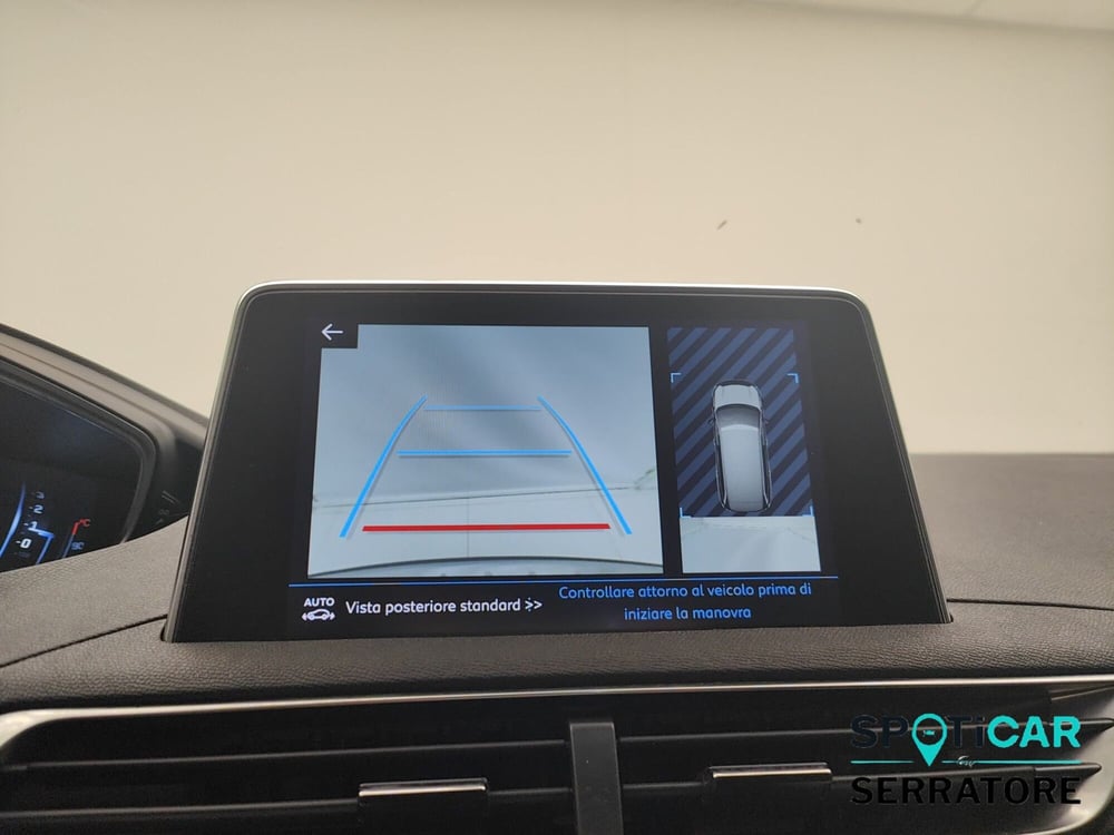 Peugeot 5008 usata a Como (11)