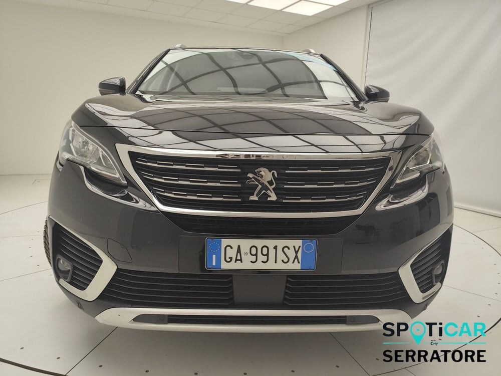 Peugeot 5008 usata a Como (2)