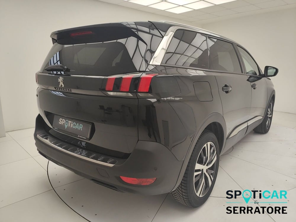 Peugeot 5008 usata a Como (5)