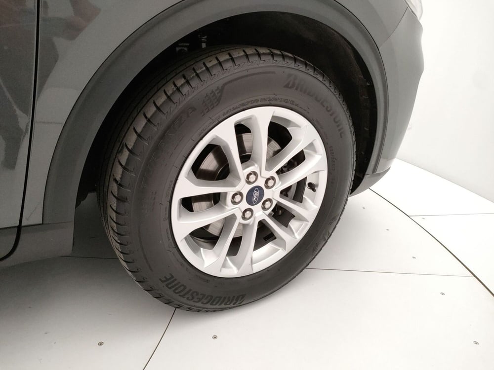 Ford Kuga usata a Caserta (14)