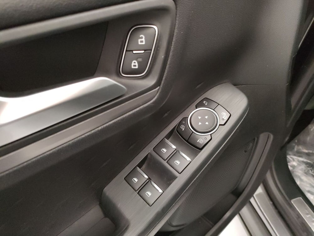 Ford Kuga usata a Caserta (19)