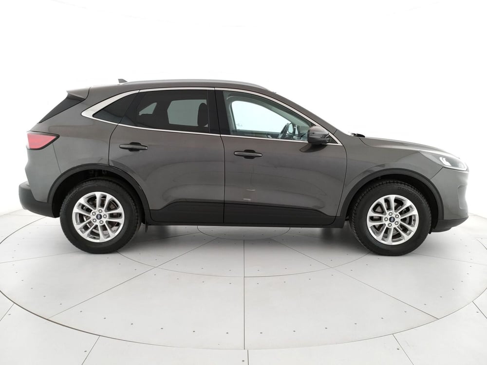 Ford Kuga usata a Caserta (4)