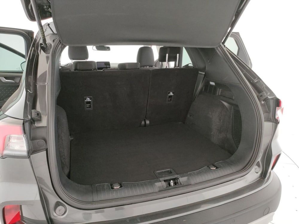 Ford Kuga usata a Caserta (8)