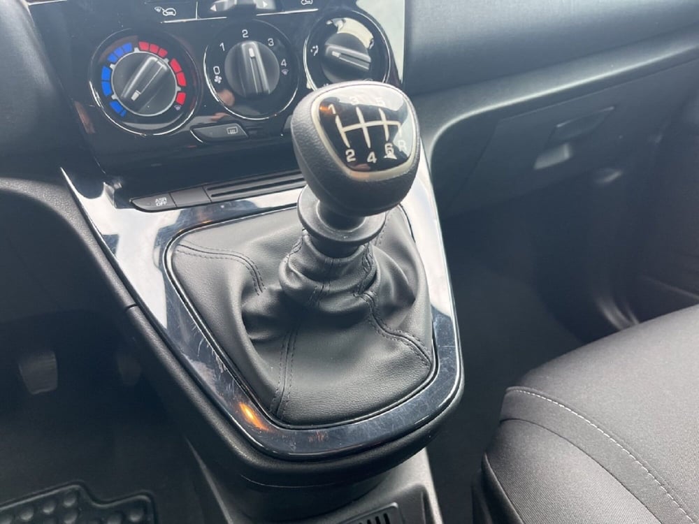 Lancia Ypsilon usata a Torino (15)