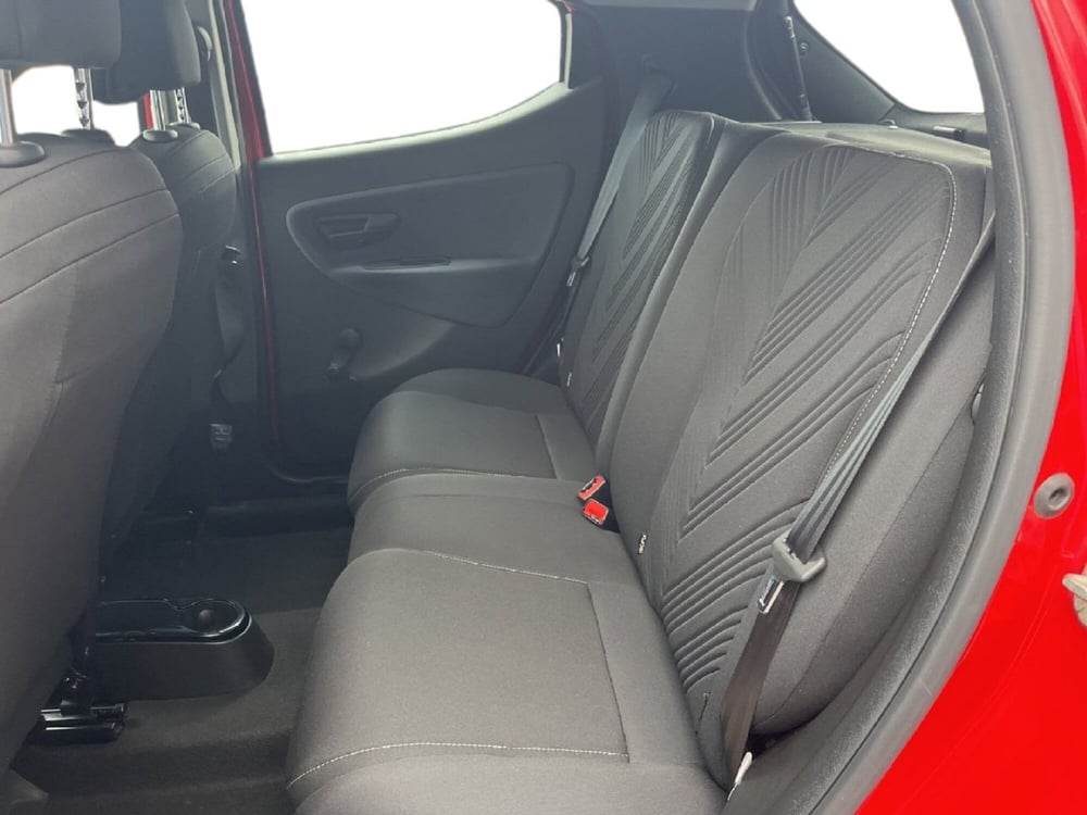 Lancia Ypsilon usata a Torino (9)