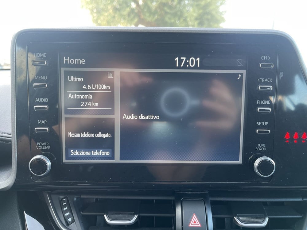 Toyota Toyota C-HR usata a Ragusa (13)