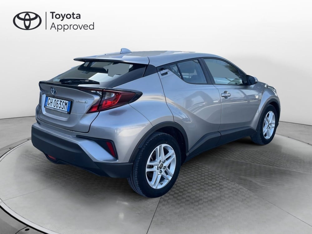 Toyota Toyota C-HR usata a Ragusa (4)