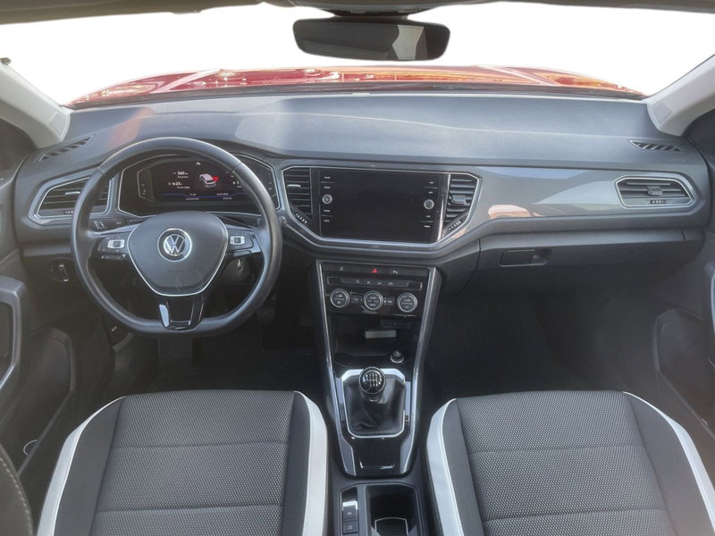 Volkswagen T-Roc usata a Pistoia (9)