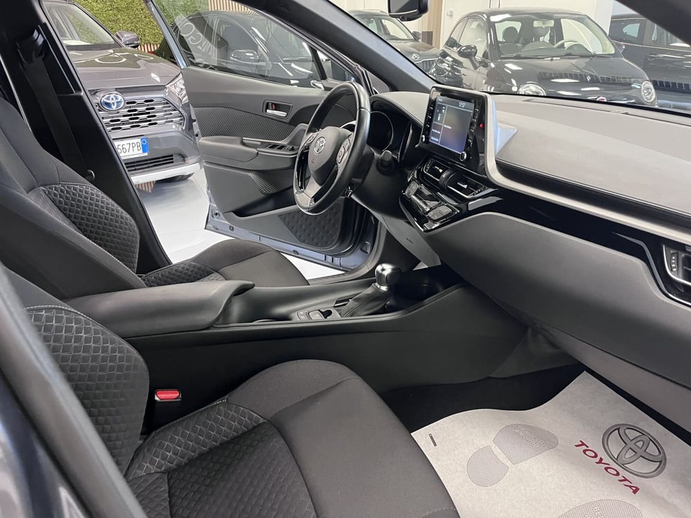 Toyota Toyota C-HR usata a Prato (8)