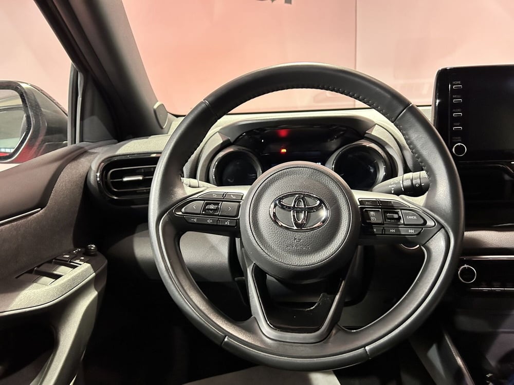 Toyota Yaris usata a Milano (10)