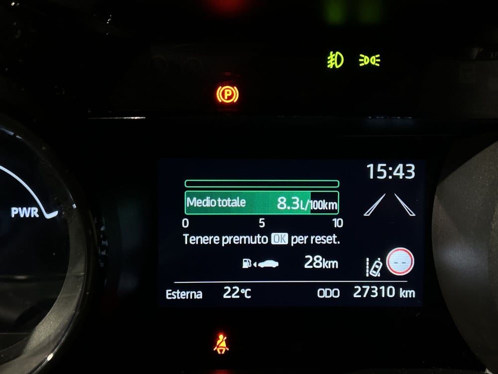 Toyota Yaris usata a Milano (12)