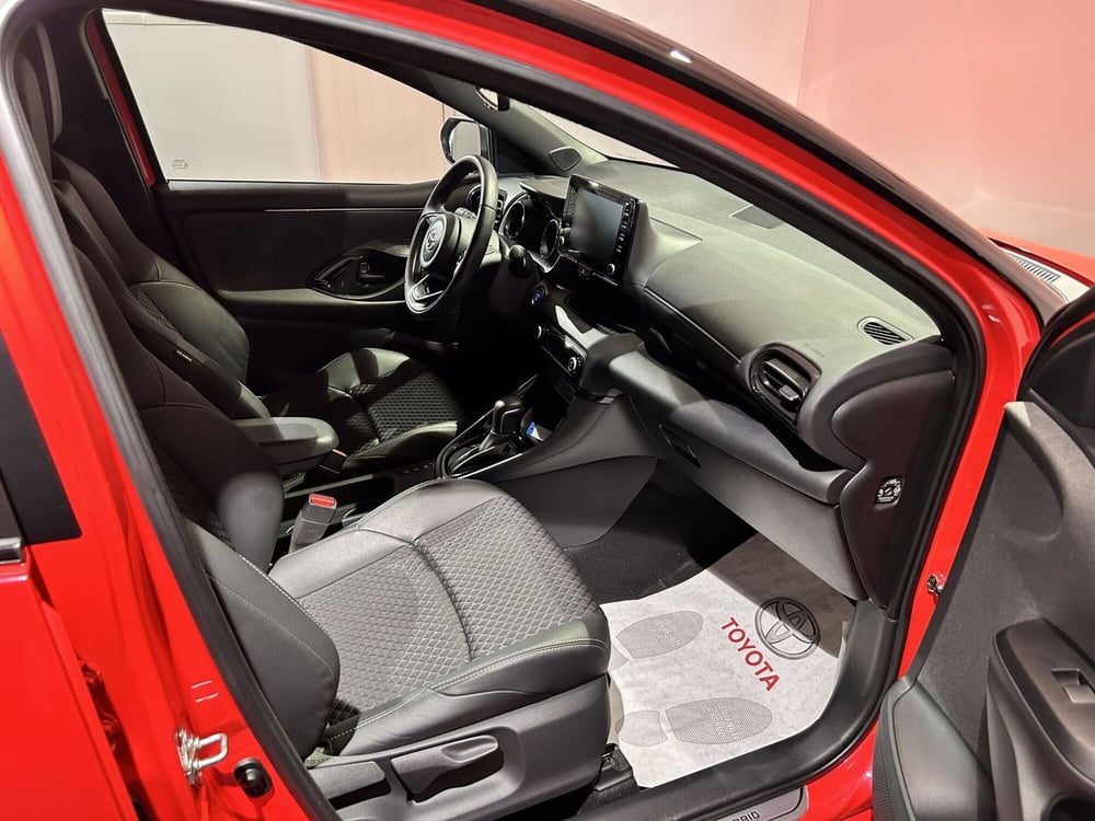 Toyota Yaris usata a Milano (6)