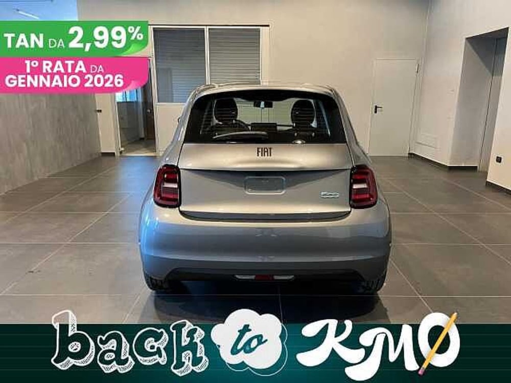 Fiat 500e Cabrio nuova a Udine (6)