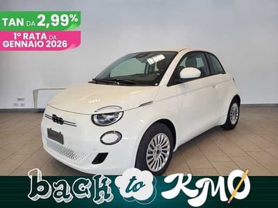 Fiat 500e Cabrio 42 kWh nuova a Tavagnacco