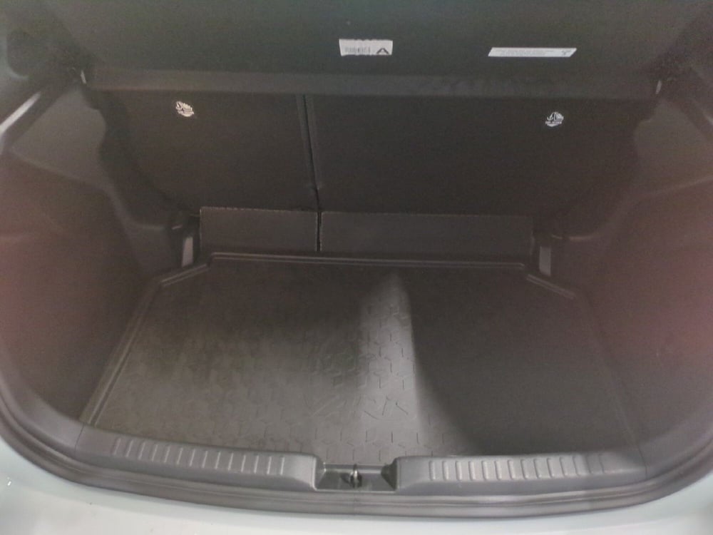Toyota Yaris usata a Milano (10)