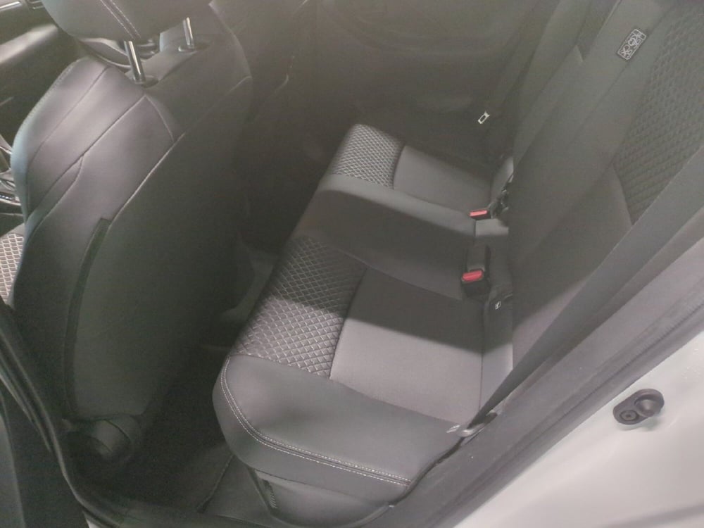 Toyota Yaris usata a Milano (11)