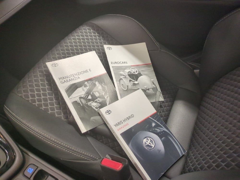 Toyota Yaris usata a Milano (19)