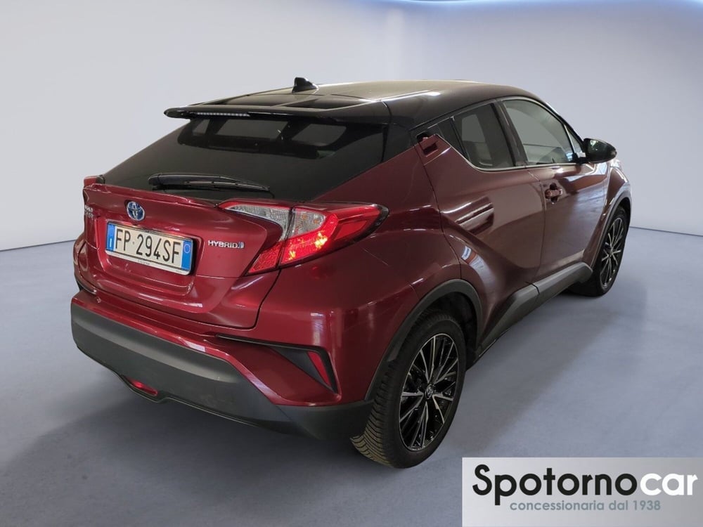 Toyota Toyota C-HR usata a Milano (4)